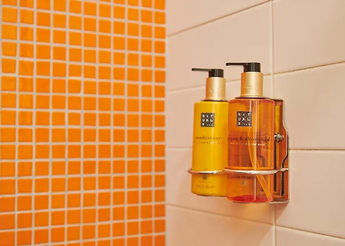 The Blue Sky Nest リスボン